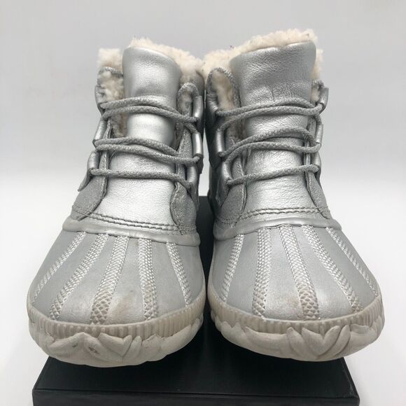 Sorel Silver Ankle Boots Disney Frozen Women’s 9 Waterproof Hiking shoes sparkly - Picture 4 of 16